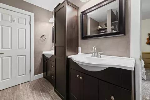 Bath - 1494 E 1000 S, Provo, UT 84606 photo 1 of 4