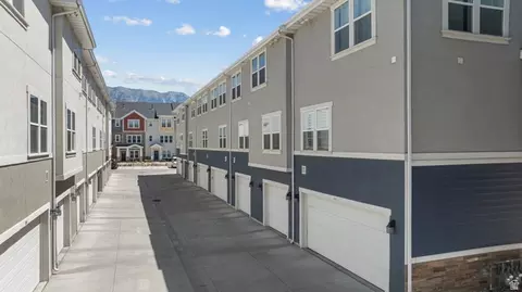 Exterior - 686 E 330 N, Vineyard, UT 84059 photo 2 of 6