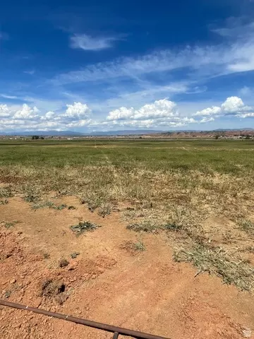 685 E 1000 N, Roosevelt, UT 84066 photo 5