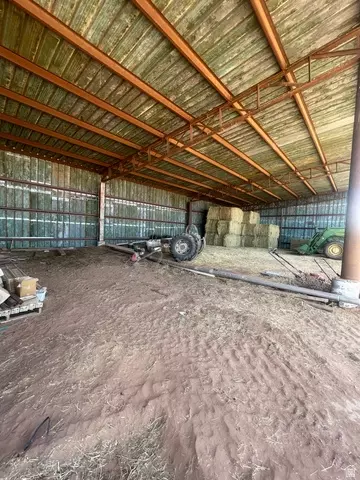 685 E 1000 N, Roosevelt, UT 84066 photo 3