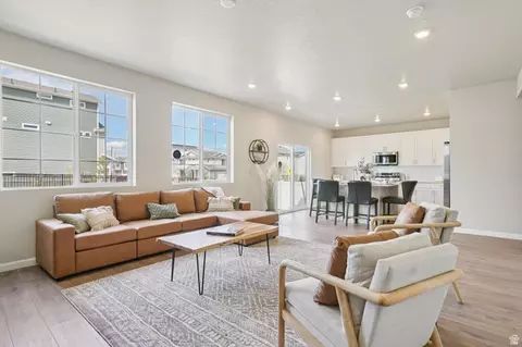 Living - 7079 N Obsidian Way, Eagle Mountain, UT 84005 photo 4 of 4