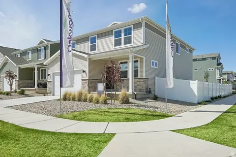 Exterior - 7079 N Obsidian Way, Eagle Mountain, UT 84005 photo 3 of 3