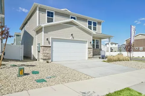 Exterior - 7079 N Obsidian Way, Eagle Mountain, UT 84005 photo 2 of 3