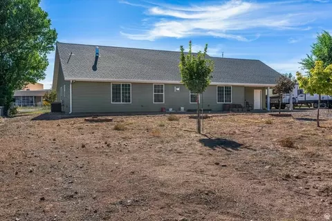 Exterior - 514 S 200 E, Enterprise, UT 84725 photo 4 of 6