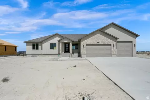 633 E Shelley Ln #208, Grantsville, UT 84029