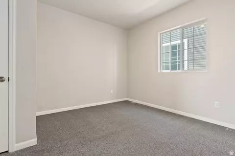 Bedroom - 7102 N Cairns Way, Eagle Mountain, UT 84005 photo 1 of 5