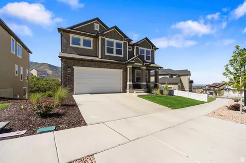 Exterior - 48 E Limber Dr, Mapleton, UT 84664 photo 3 of 11