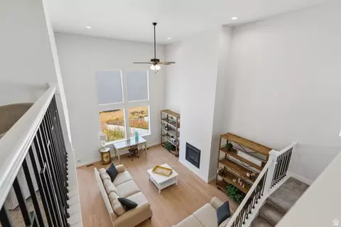Living - 48 E Limber Dr, Mapleton, UT 84664 photo 3 of 3