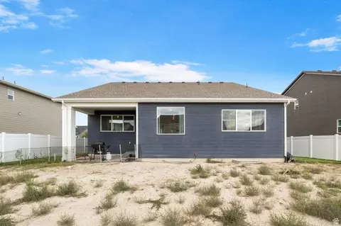 Exterior - 1698 E Bison Dr N #B240, Eagle Mountain, UT 84005 photo 4 of 5