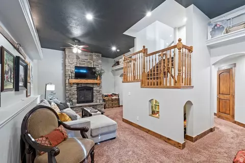 Living - 471 N 1250 E, Bountiful, UT 84010 photo 1 of 1