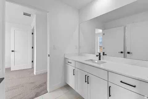 Bath - 1585 E 1010 N #207, Salem, UT 84653 photo 3 of 6