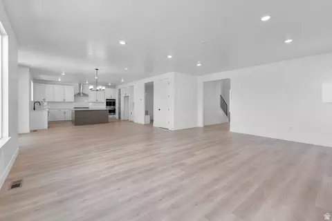 Living - 1585 E 1010 N #207, Salem, UT 84653 photo 3 of 4