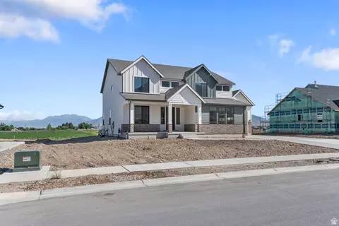 Exterior - 1585 E 1010 N #207, Salem, UT 84653 photo 3 of 9