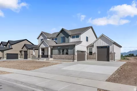 Exterior - 1585 E 1010 N #207, Salem, UT 84653 photo 2 of 9