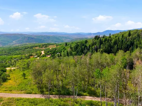 3044 S Forest Meadow Rd, Coalville, UT 84017