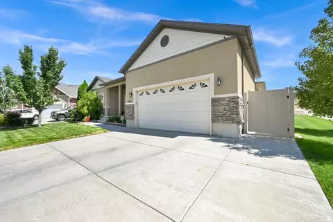 6465 S Dusky Dr W, West Valley City, UT 84081