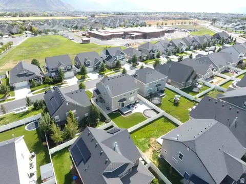 View/Area - 2178 W Autumn Dr, Mapleton, UT 84664 photo 5 of 6