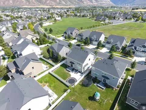 View/Area - 2178 W Autumn Dr, Mapleton, UT 84664 photo 6 of 6