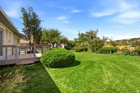 Exterior - 1428 E South Weber Dr, South Weber, UT 84405 photo 3 of 8