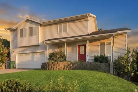 Exterior - 1542 E Granada Dr, Sandy, UT 84093 photo 4 of 11