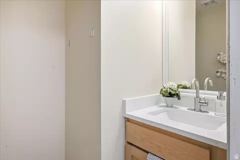 Bath - 1542 E Granada Dr, Sandy, UT 84093 photo 1 of 7