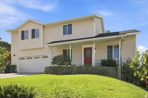 Exterior - 1542 E Granada Dr, Sandy, UT 84093 photo 2 of 11