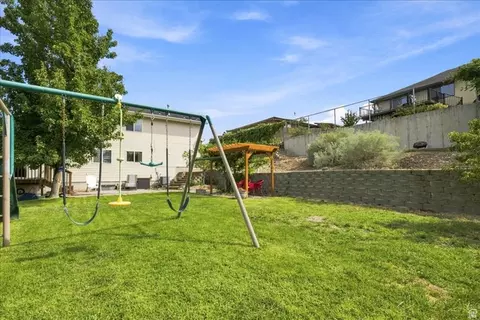 Exterior - 1542 E Granada Dr, Sandy, UT 84093 photo 9 of 11