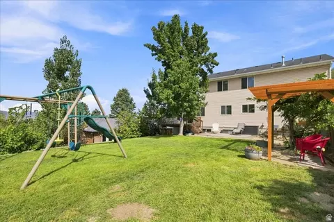 Exterior - 1542 E Granada Dr, Sandy, UT 84093 photo 8 of 11