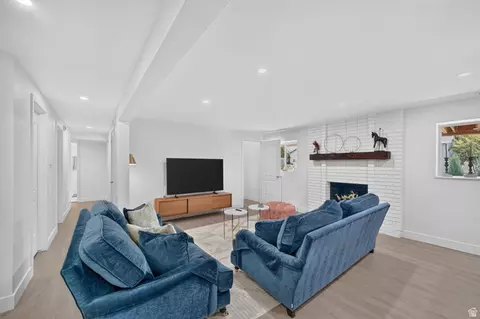 Living - 2050 E Gyrfalcon Dr, Sandy, UT 84092 photo 7 of 8