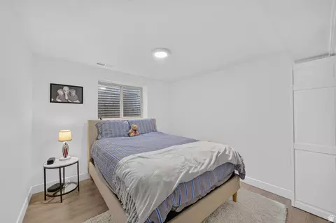 Bedroom - 2050 E Gyrfalcon Dr, Sandy, UT 84092 photo 7 of 8