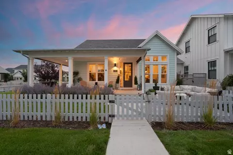 10917 S Paddle Board Way, South Jordan, UT 84009