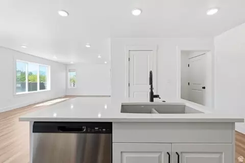 Kitchen - 94 E 520 N, Providence, UT 84332 photo 4 of 4