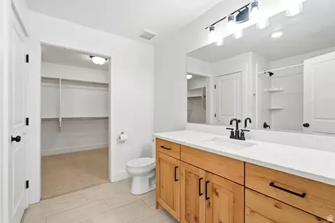 Bath - 94 E 520 N, Providence, UT 84332 photo 1 of 4