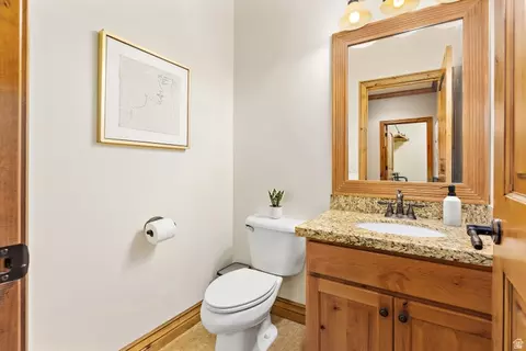 Bath - 552 E Johns Way S, Sandy, UT 84070 photo 5 of 8
