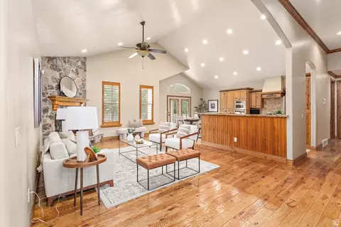 Living - 552 E Johns Way S, Sandy, UT 84070 photo 6 of 6