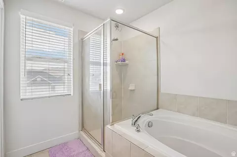 Bath - 4841 N Goosefoot Dr W, Eagle Mountain, UT 84005 photo 4 of 4