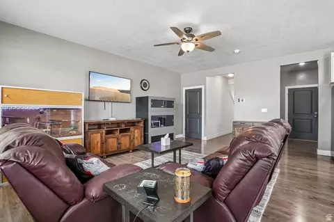 Living - 4841 N Goosefoot Dr W, Eagle Mountain, UT 84005 photo 2 of 2
