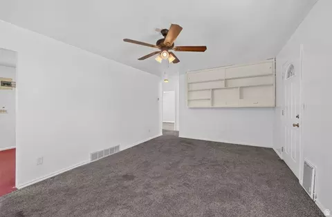 Living - 395 W 400 N, Orem, UT 84057 photo 1 of 4