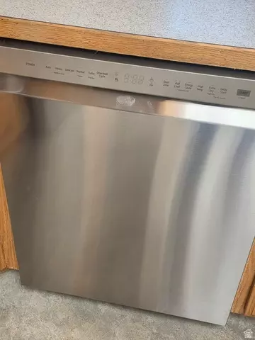 Kitchen - 450 S 100 E, Springville, UT 84663 photo 5 of 8