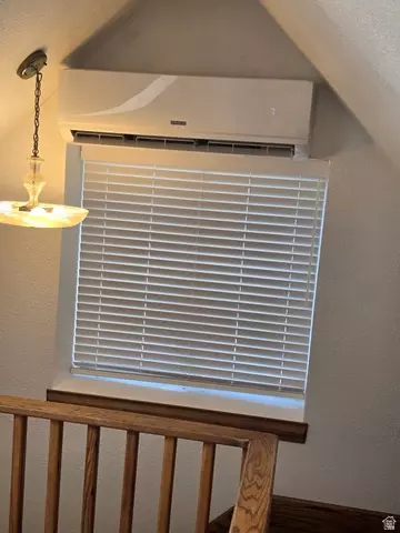 Entry Way - 450 S 100 E, Springville, UT 84663 photo 10 of 14
