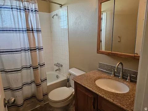 Bath - 440 N 200 E, Ferron, UT 84523 photo 1 of 2