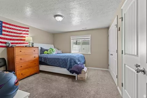 Bedroom - 572 Willow Cir, North Logan, UT 84341 photo 4 of 7