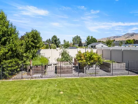Exterior - 572 Willow Cir, North Logan, UT 84341 photo 6 of 8