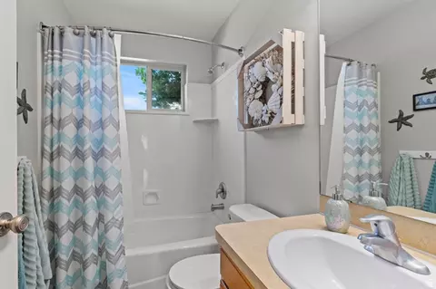 Bath - 572 Willow Cir, North Logan, UT 84341 photo 2 of 3