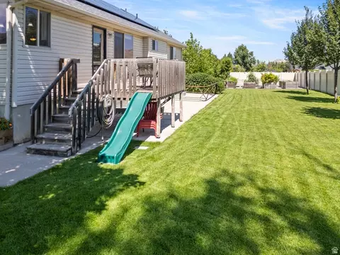 Exterior - 572 Willow Cir, North Logan, UT 84341 photo 2 of 8