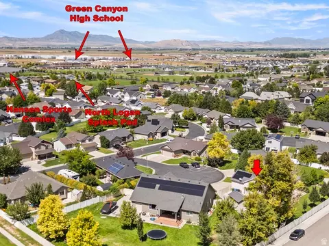 View/Area - 572 Willow Cir, North Logan, UT 84341 photo 3 of 7