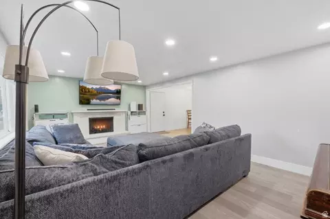 Living - 325 N 200 W, Smithfield, UT 84335 photo 2 of 3