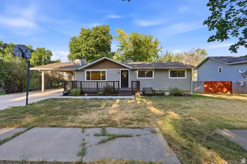 Exterior - 325 N 200 W, Smithfield, UT 84335 photo 2 of 12