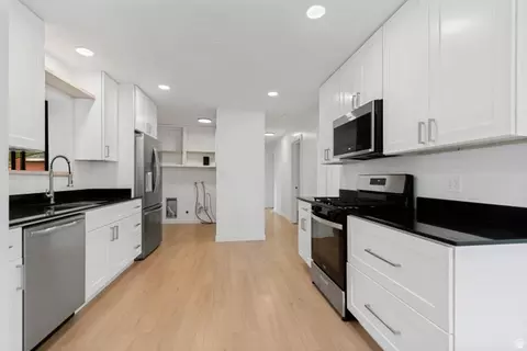 Kitchen - 952 E 150 N, Provo, UT 84606 photo 2 of 2