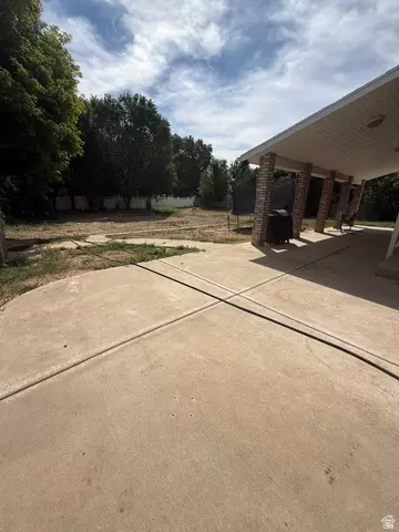 Exterior - 1541 S 460 E, Vernal, UT 84078 photo 4 of 6